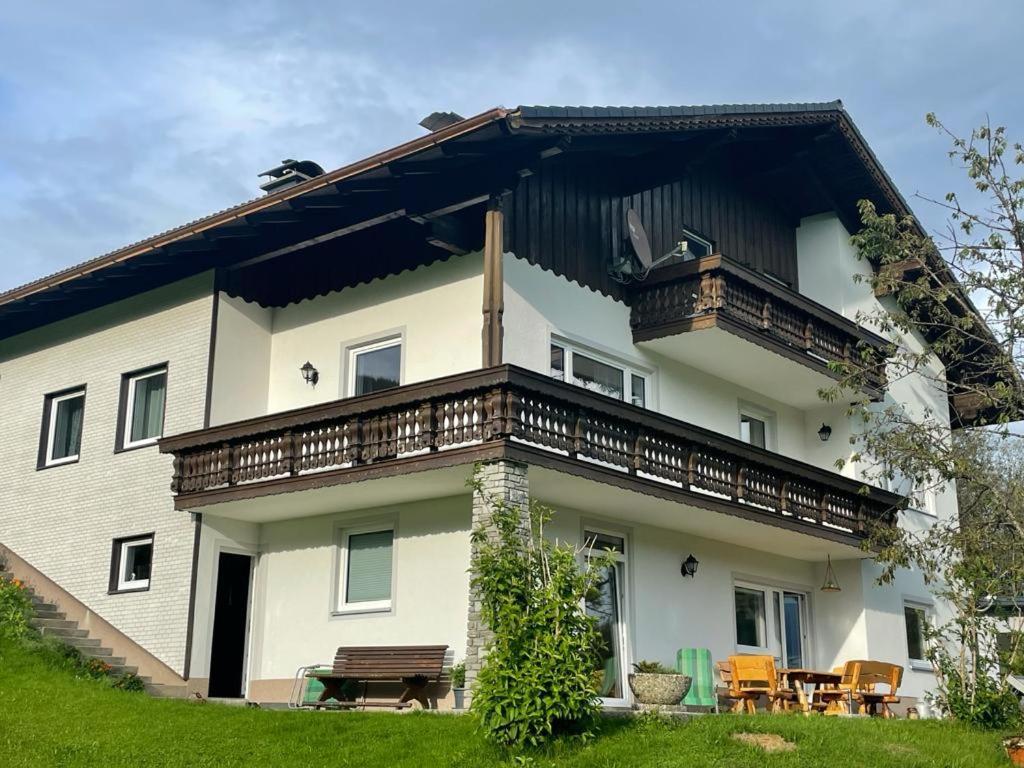 Ferienwohnung ,Hoizmann' Pinsdorf Exterior photo